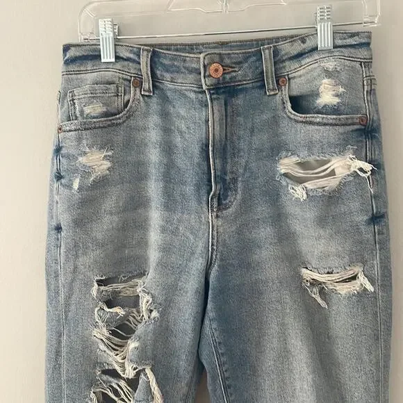 American Eagle Stretch Mom Jean Distressed Size 4 Regular - Picture 3 of 11